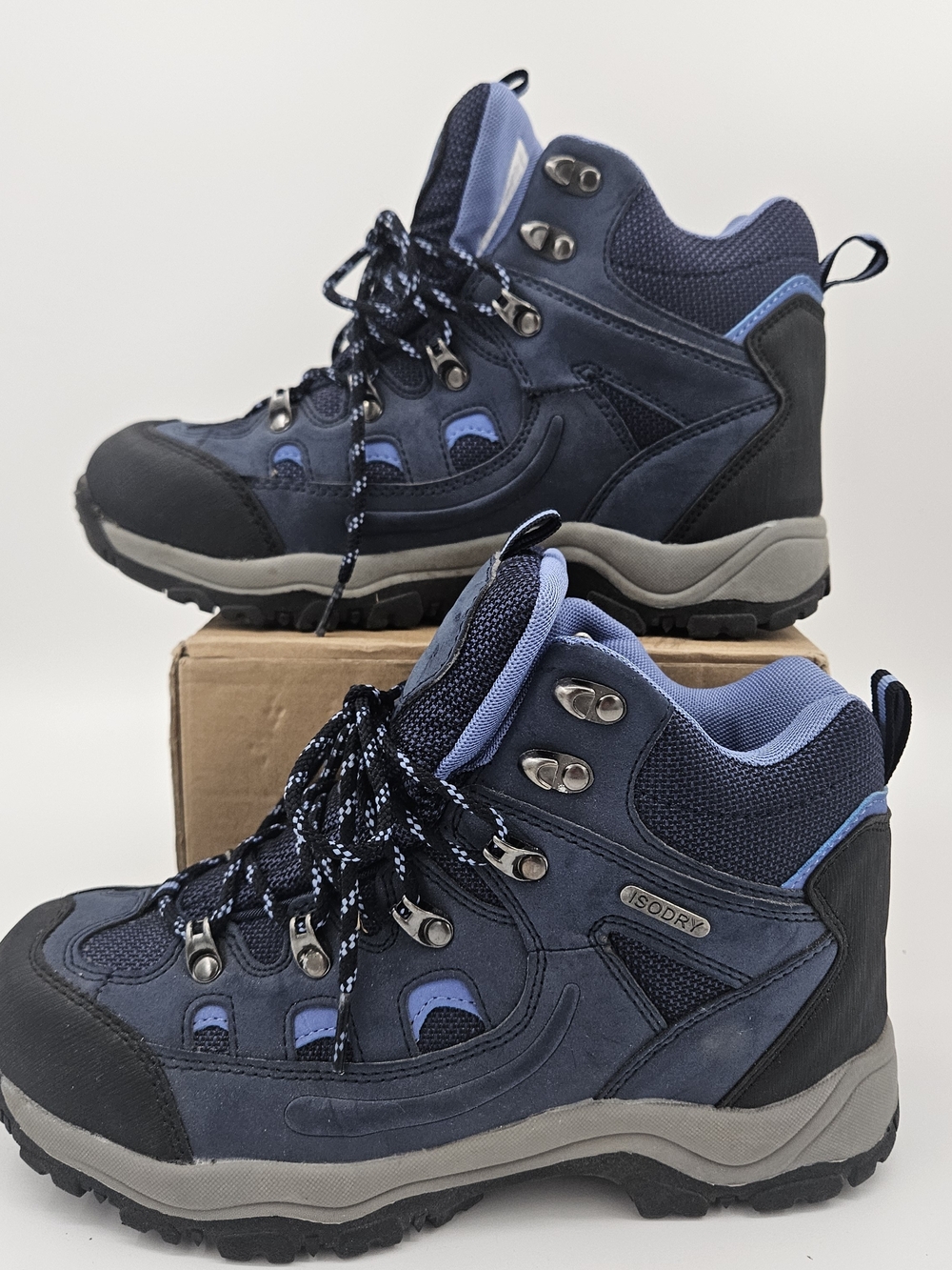Mountain Warehouse waterproof hiking boots women’s 7.5US